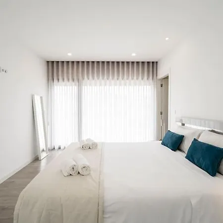 - Pool, Bbq And Boule/petanque *