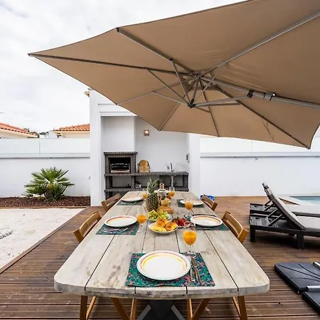 Vila - Pool, Bbq And Boule/petanque