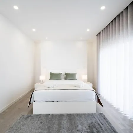 - Pool, Bbq And Boule/petanque *