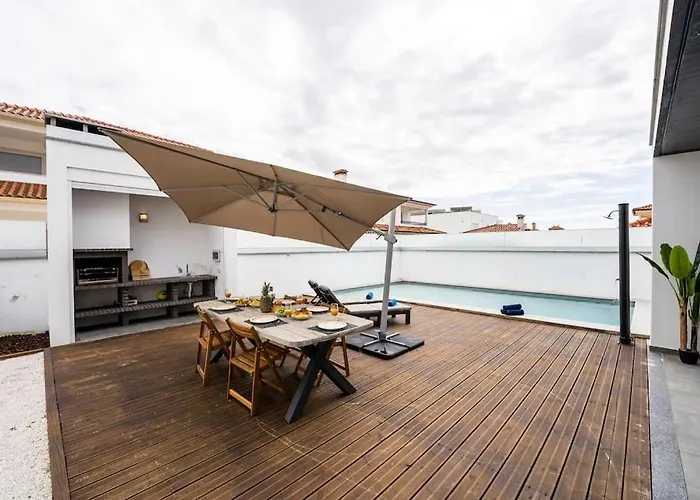Villa - Pool, Bbq And Boule/petanque Nazare