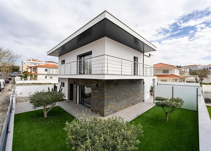 וילה - Pool, Bbq And Boule/petanque נאזרה