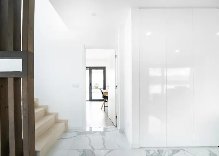 - Pool, Bbq And Boule/petanque וילה *