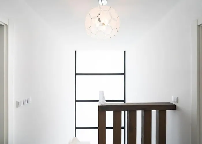 - Pool, Bbq And Boule/petanque * נאזרה